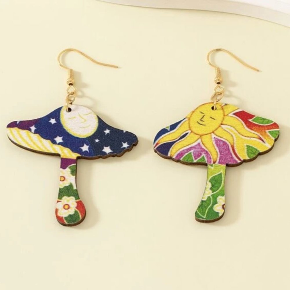 ⭐️❤️ FREE Mushroom Sun Moon Hippie Artsy Art Sky Chic Hipster Drop Hip Earrings - Picture 2 of 4